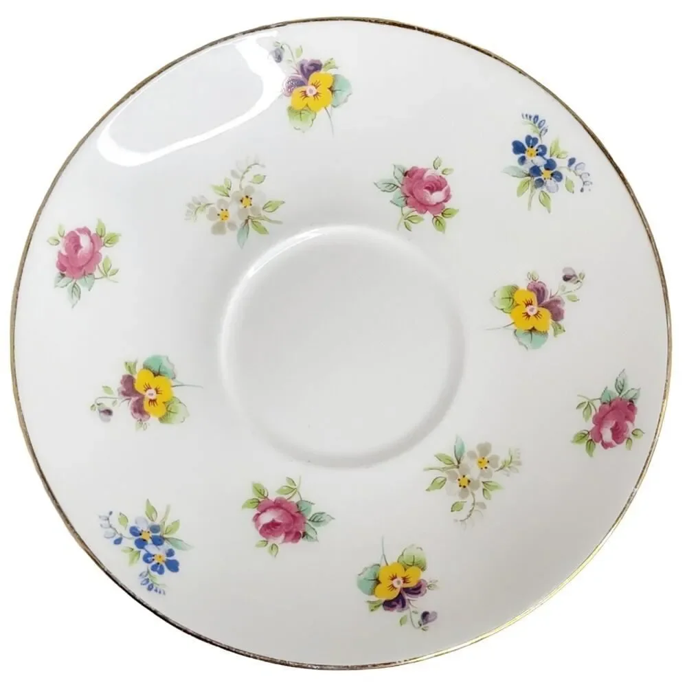 Vintage Crown Staffordshire Fine‎ China England Roses Pansies Tea Cup & Saucer